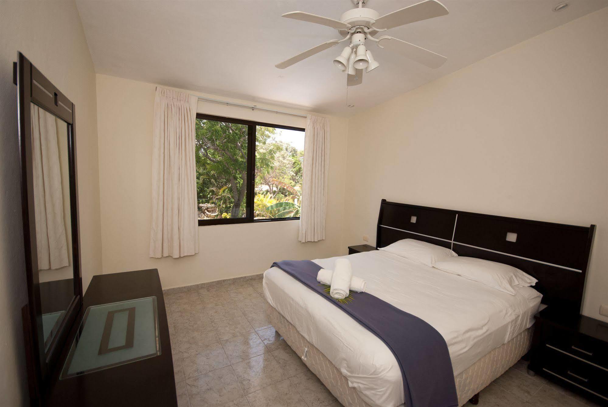 Green Oasis Home Boutique Плая-дель-Кармен Экстерьер фото